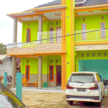 Osingvacation Bed & Breakfast Tamansuruh Bagian luar foto